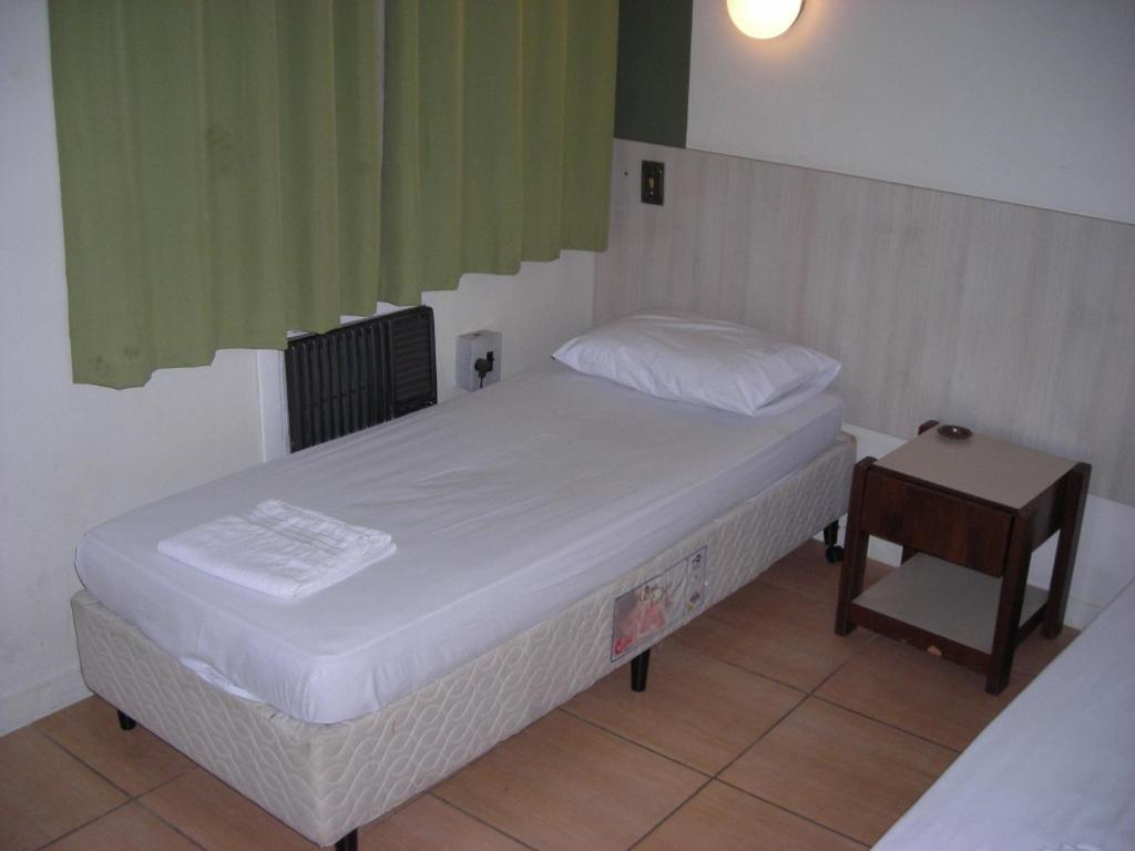 Hotel Alianca Порту-Алегри Номер фото